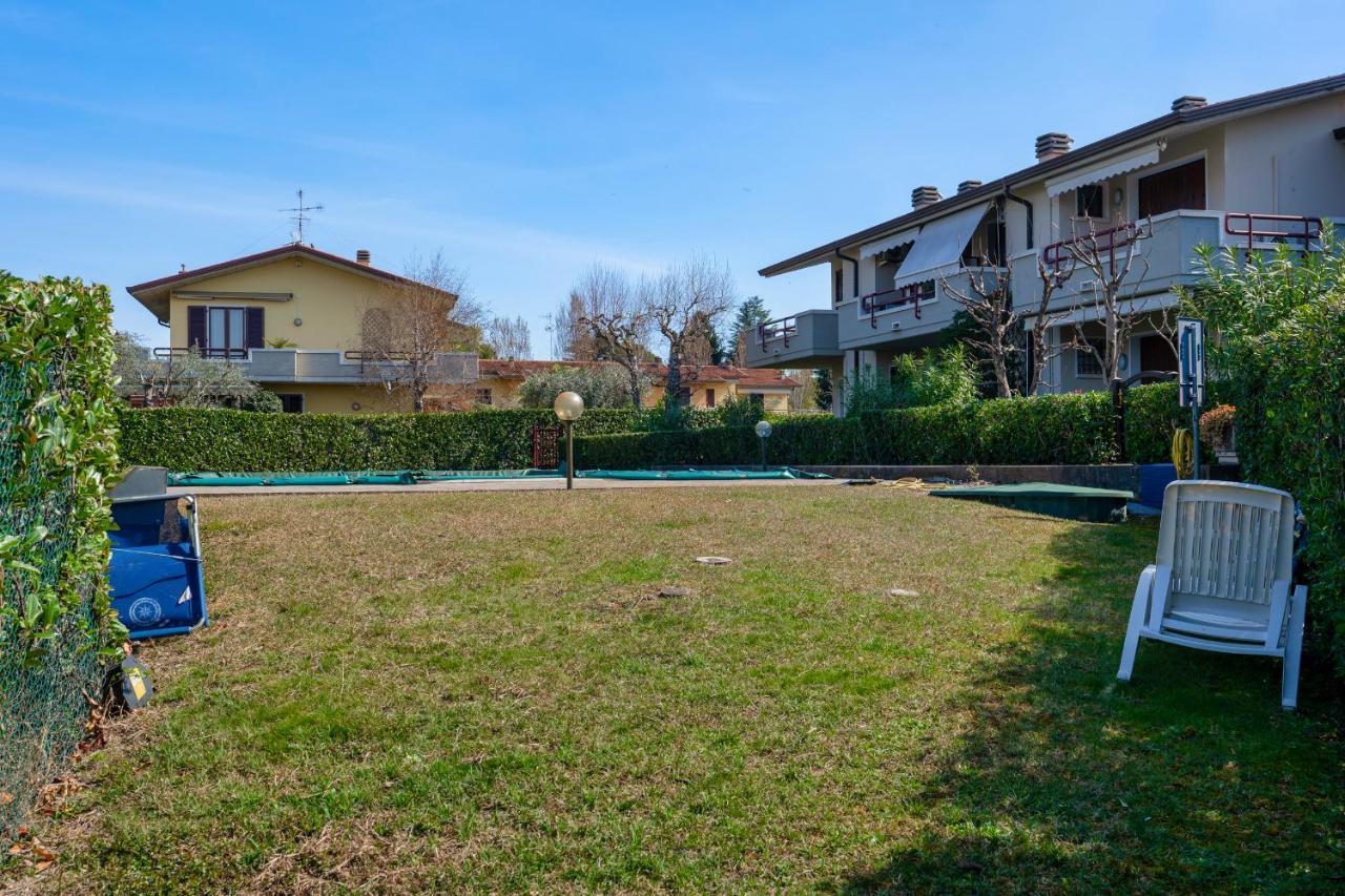 Azzurra Suite - Monolocale Con Piscina E Wifi Sirmione Dış mekan fotoğraf